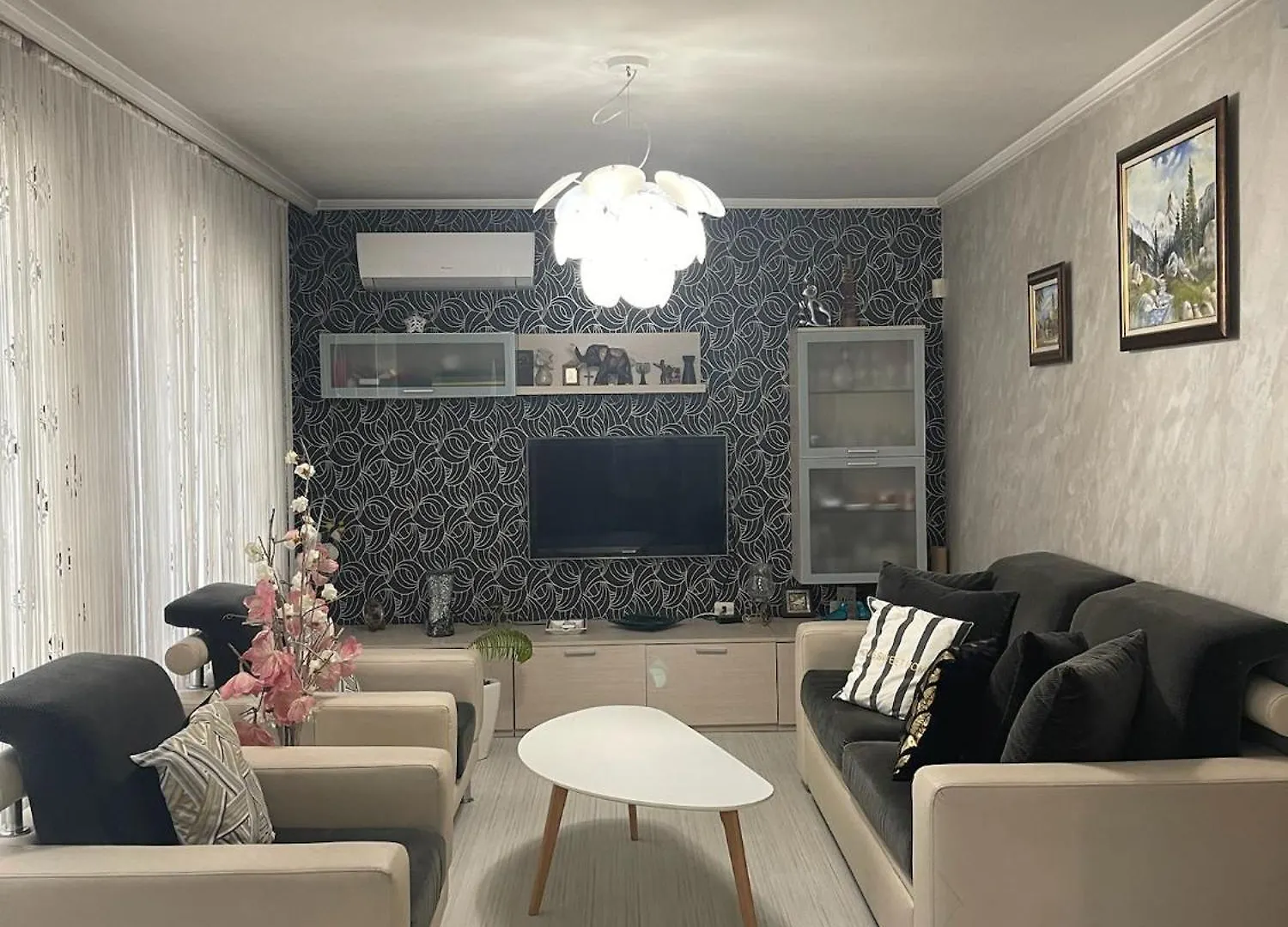 Two Bedroom Apartment In Central With Garage Filibe 0*,